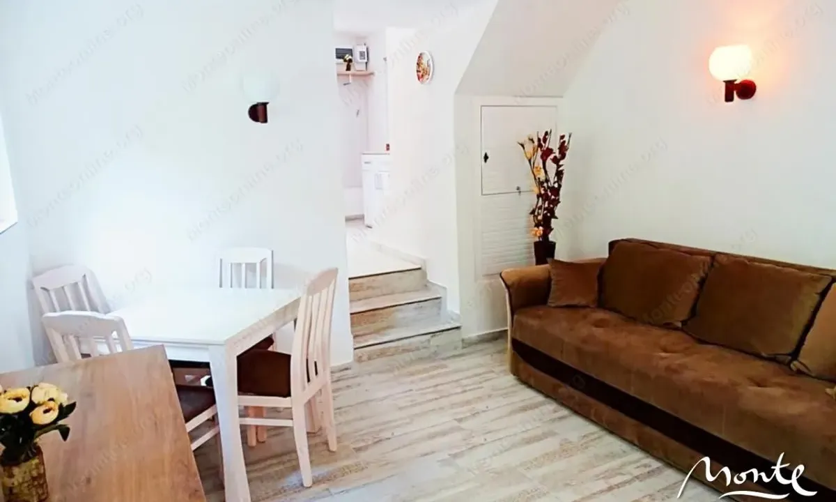 Prodaja, kuća, 78m², Orahovac, Kotor