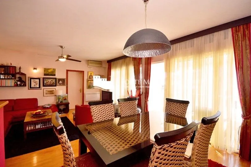 Prodaja, trosoban stan, 95m², Topla, Herceg Novi