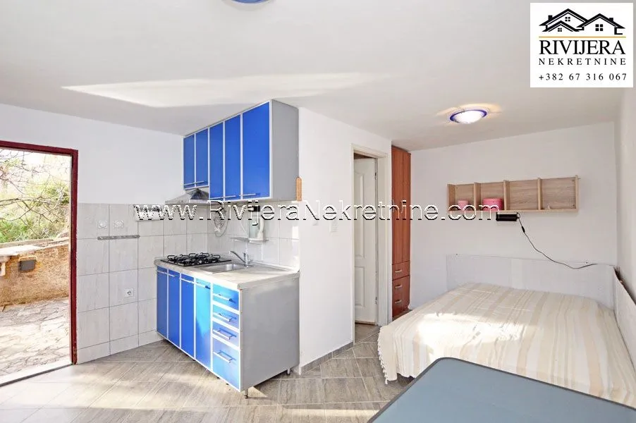 Sale, house, 84m², Kamenari, Herceg Novi