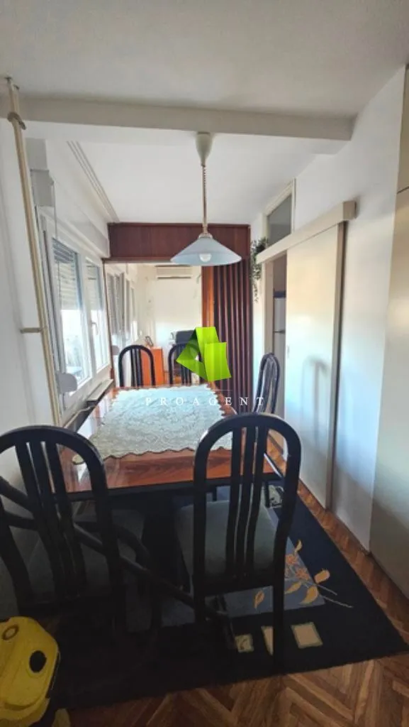 Izdavanje, trosoban stan, 85m², Medijana, Niš