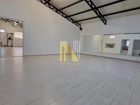 Izdavanje, poslovni prostor, 300m², Novi Sad, Srbija - image 2