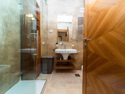 Prodaja, jednosoban stan, 49m², Centar, Podgorica - image 15