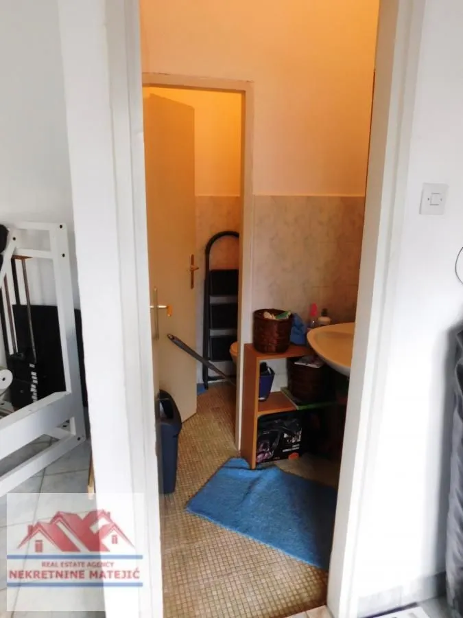 Sale, office space, 30m², Aerodrom, Kragujevac