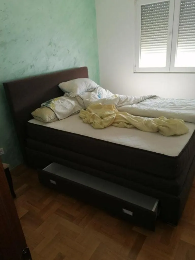 Izdavanje, dvosoban stan, 75m², Stari Aerodrom, Podgorica
