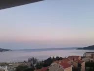 Izdavanje, dvosoban stan, 61m², Bečići, Budva - image 4