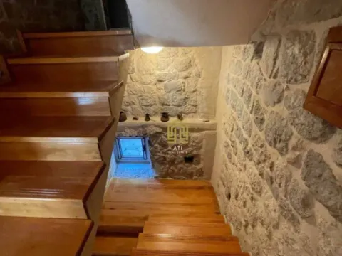 Prodaja, kuća, 180m², Orahovac, Kotor - image 8