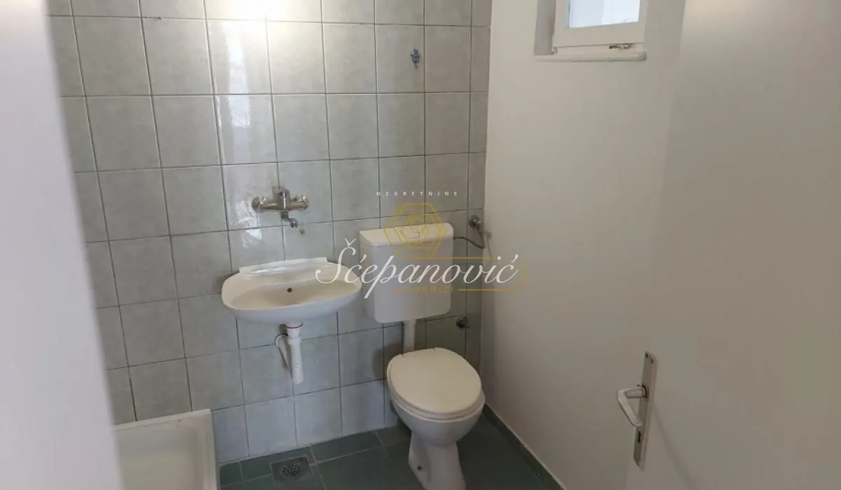 Prodaja, dvosoban stan, 61m², Bulevar Oslobodjenja, Novi Sad Sve Podlokacije