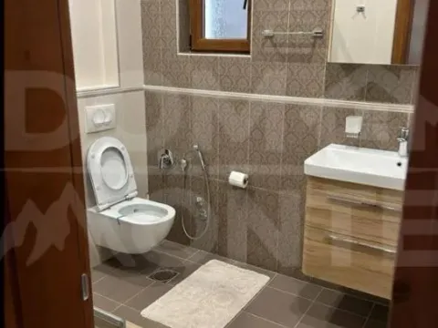 Rent, house, 119m², Tivat, Crna Gora - image 8