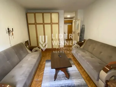 Prodaja, jednosoban stan, 39m², Gundulićev Venac, Beograd - image 3