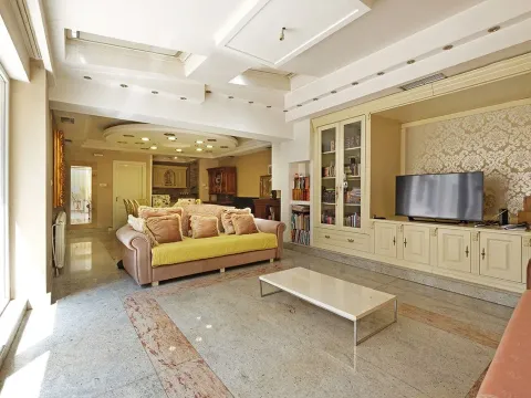 Prodaja, četvorosoban stan, 200m², Vračar Hram, Vračar Sve Podlokacije - image 7