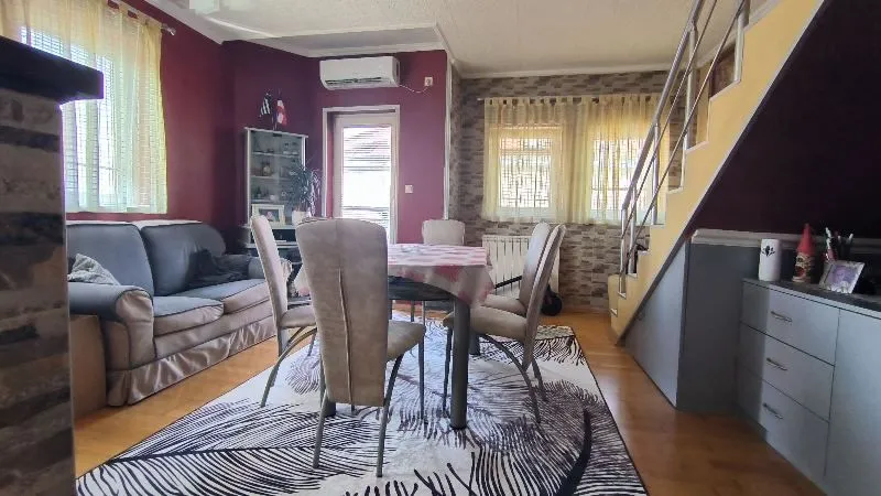 Prodaja, trosoban stan, 56m², Južni Bulevar, Vračar Sve Podlokacije