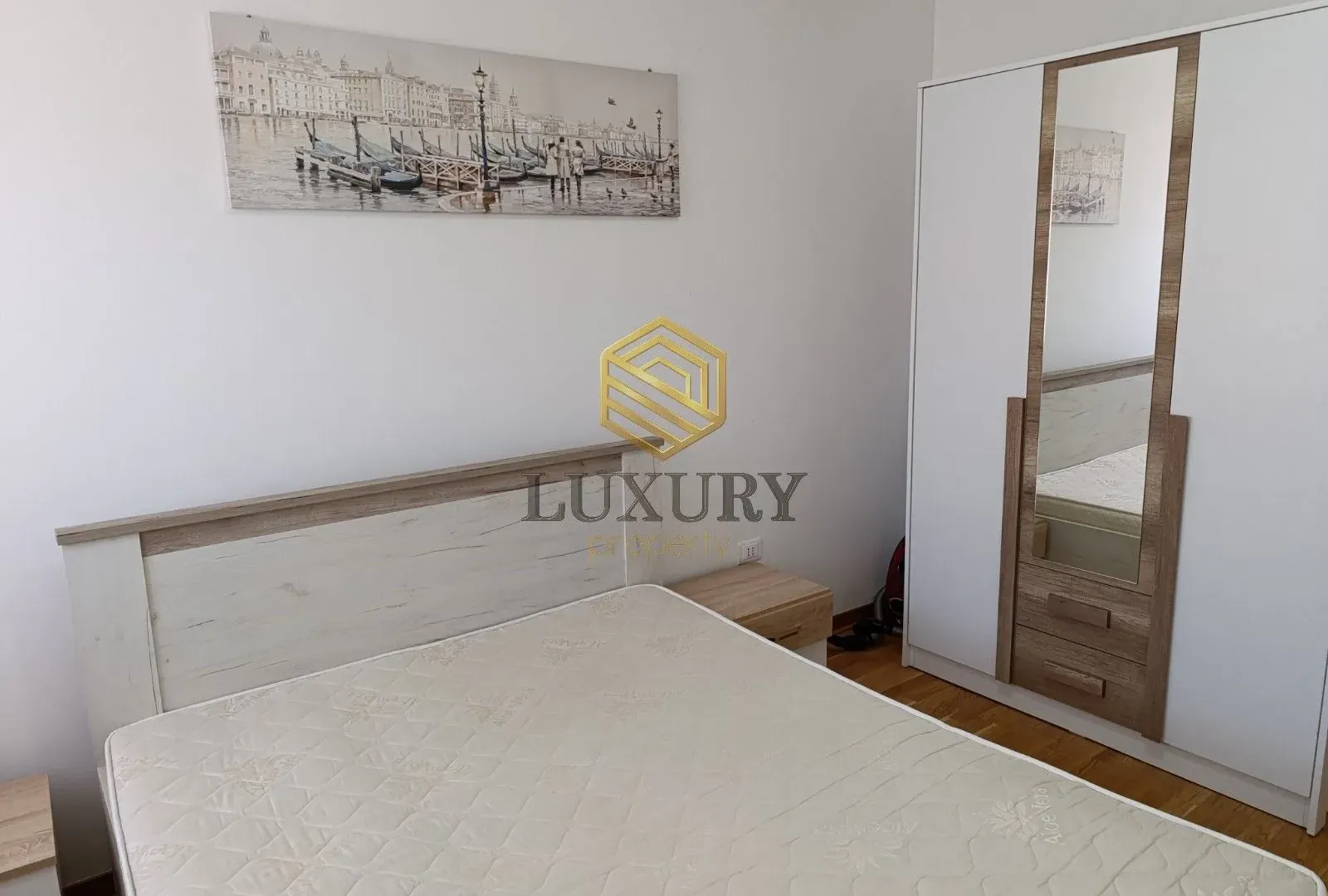 Rent, one bedroom apartment, 43m², City Kej, Podgorica