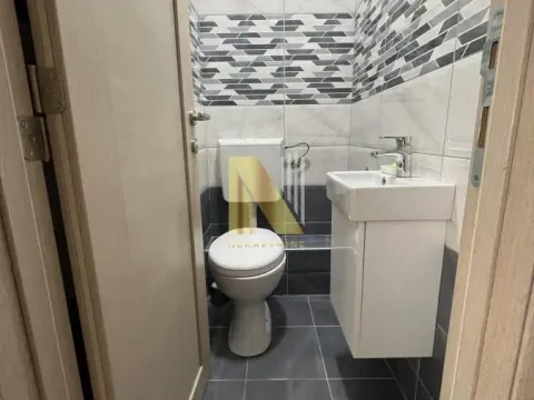 Izdavanje, trosoban stan, 78m², Novo naselje, Novi Sad - image 13