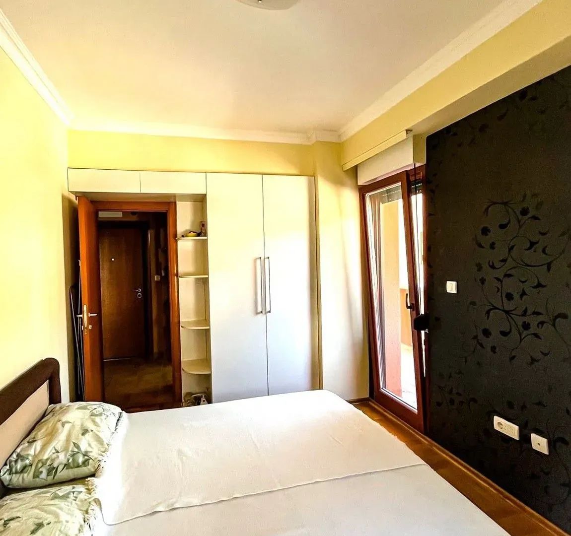 Rent, one bedroom apartment, 50m², Rozino, Budva
