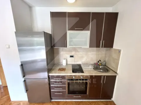 Rent, studio apartment, 27m², Momišići, Podgorica - image 5