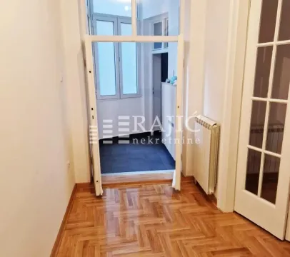 Rent, four bedroom apartment, 108m², Kalenić Pijaca, Vračar Sve Podlokacije - image 5