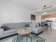 Izdavanje, jednosoban stan, 54m², Luštica Bay, Tivat - image 1