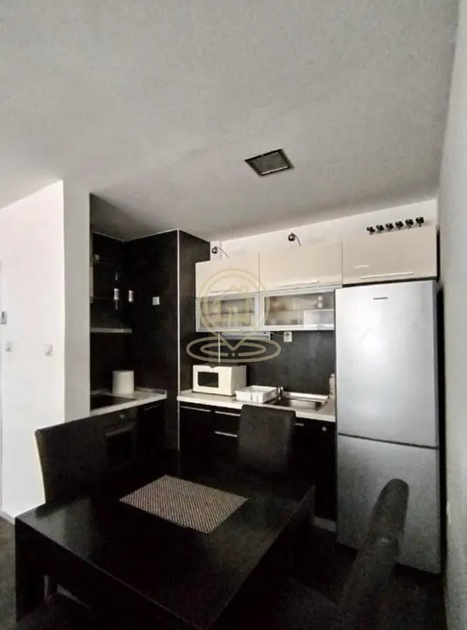 Izdavanje, dvosoban stan, 54m², Palilula, Niš