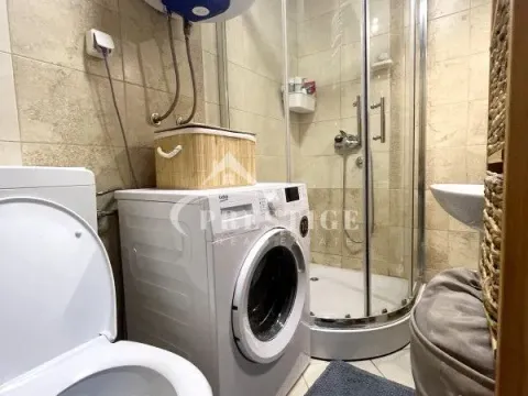 Prodaja, jednosoban stan, 40m², Stari Aerodrom, Podgorica - image 3