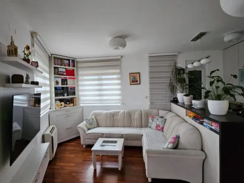 Sale, two bedroom apartment, 56m², Stari Aerodrom, Podgorica - image 1