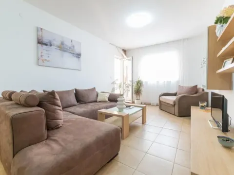 Sale, one bedroom apartment, 54m², Budva, Crna Gora - image 8