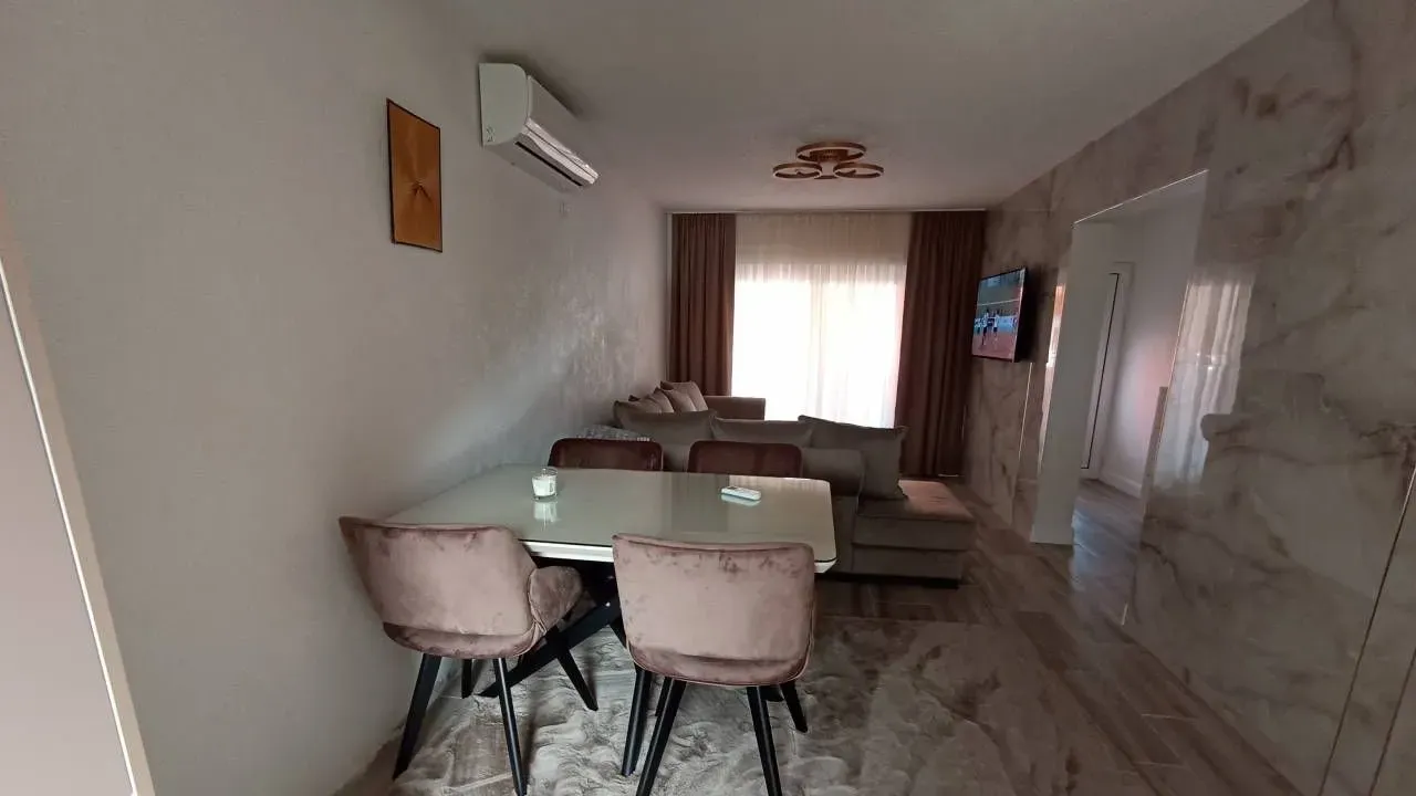 Rent, two bedroom apartment, 65m², Šušanj, Bar