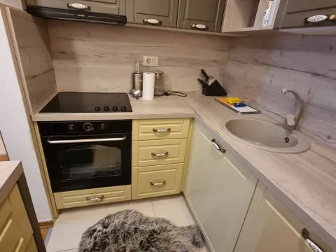 Izdavanje, jednosoban stan, 46m², Blok 6, Podgorica - image 5