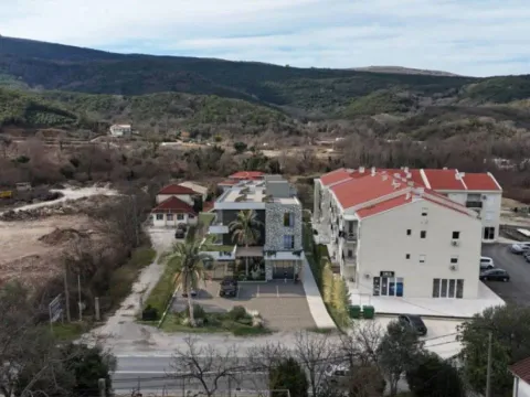 Prodaja,  poslovni prostor, 100m2, Radanovići, Kotor