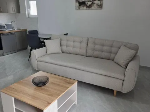 Rent, one bedroom apartment, 45m², Bjeliši, Bar - image 7