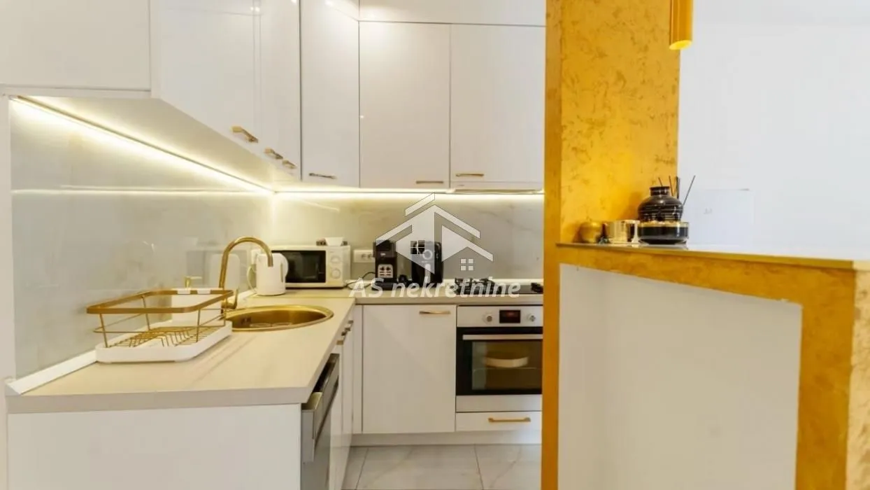 Rent, two bedroom apartment, 80m², Banovo Brdo, Beograd