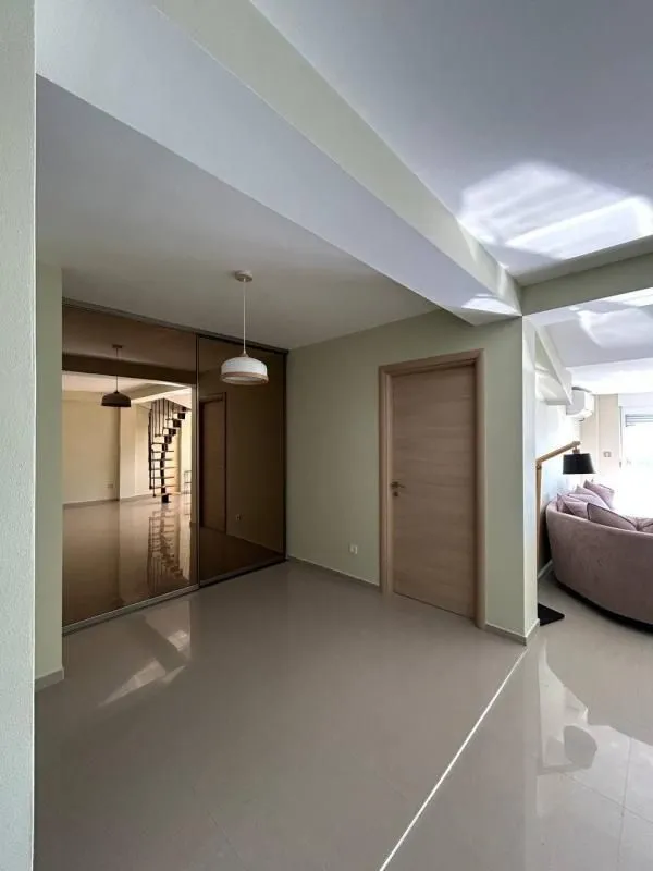 Prodaja, dvosoban stan, 78m², Petrovac, Budva