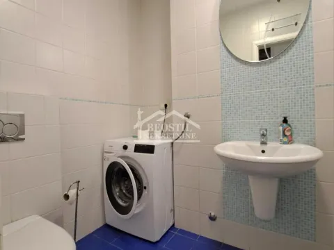 Izdavanje, četvorosoban stan, 204m², Đeram Pijaca, Beograd - image 11