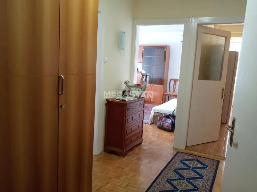 Rent, two bedroom apartment, 57m², Palilula Sve Podlokacije, Beograd