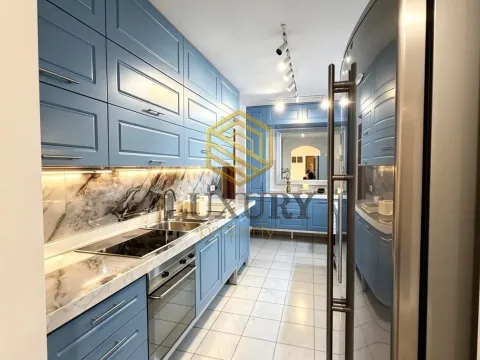 Rent, three bedroom apartment, 215m², Centar, Podgorica - image 2