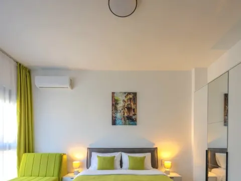Sale, studio apartment, 31m², Centar, Bar - image 10