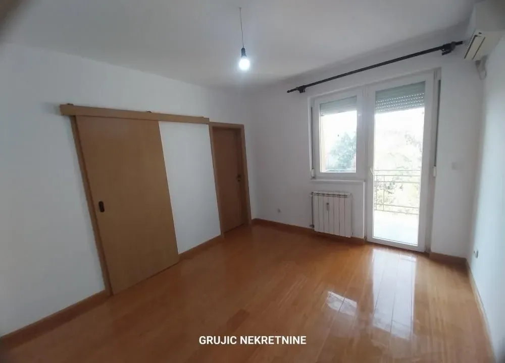 Prodaja, jednosoban stan, 35m², Zvezdara Sve Podlokacije, Beograd