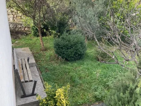 Rent, house, 150m², Momišići, Podgorica - image 10