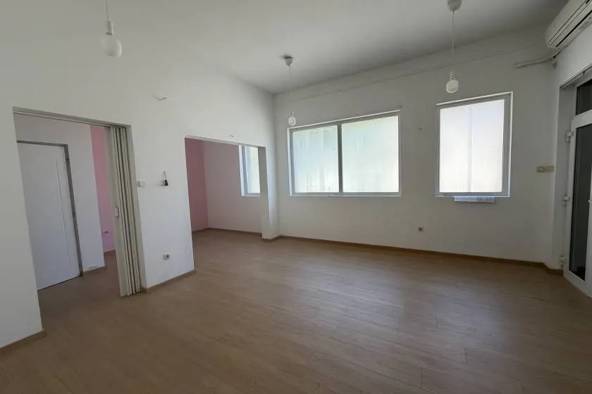 Rent, office space, 40m², Lekino Brdo, Voždovac Sve Podlokacije