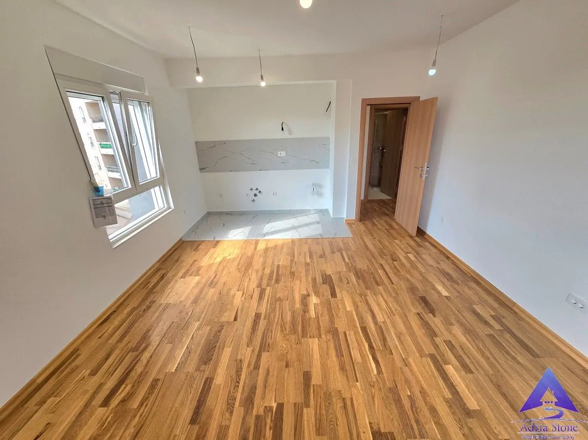 Sale, one bedroom apartment, 43m², Podkošljun, Budva