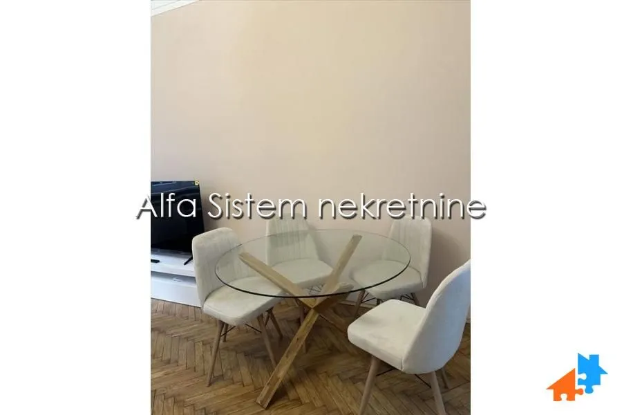 Izdavanje, dvosoban stan, 54m², Kalenić Pijaca, Vračar Sve Podlokacije