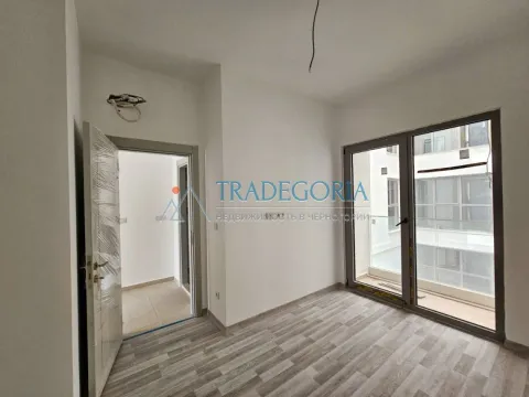 Prodaja, dvosoban stan, 72m², Bar, Crna Gora - image 17