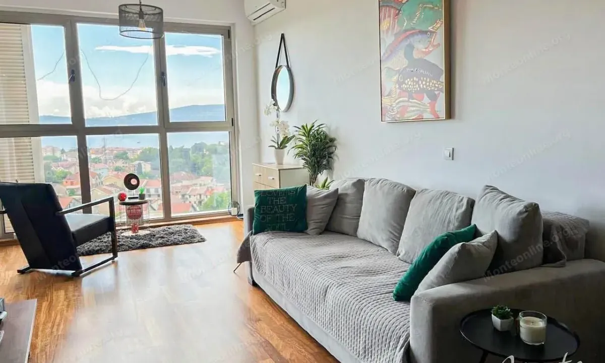 Prodaja, jednosoban stan, 56m², Mažina, Tivat