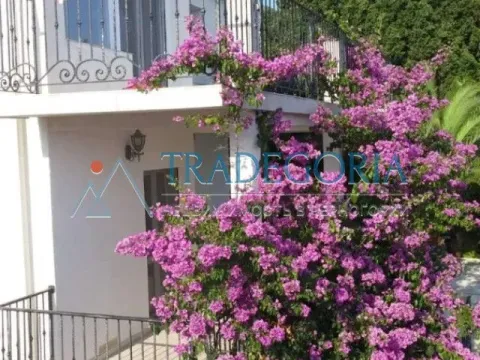 Prodaja, kuća, 228m², Sutomore, Bar - image 6