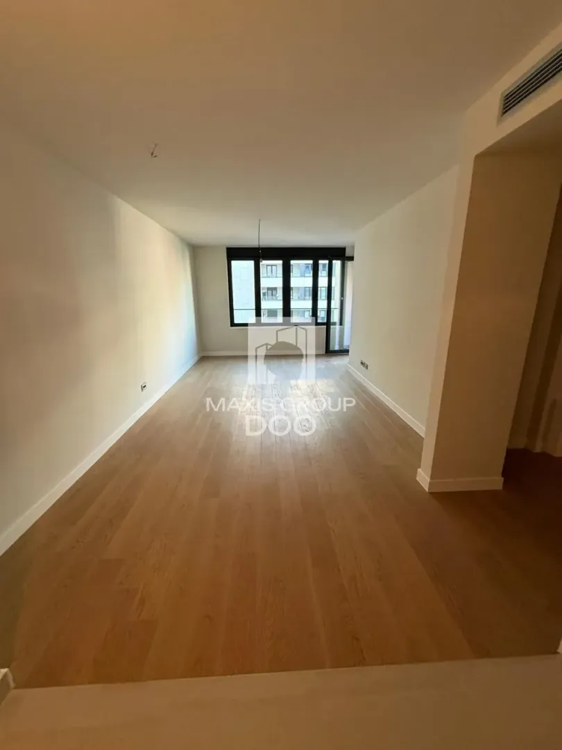 Izdavanje, trosoban stan, 73m², Novi Beograd Blok 65, Novi Beograd Sve Podlokacije