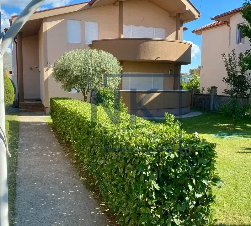 Izdavanje, kuća, 240m², Tuzi, Podgorica