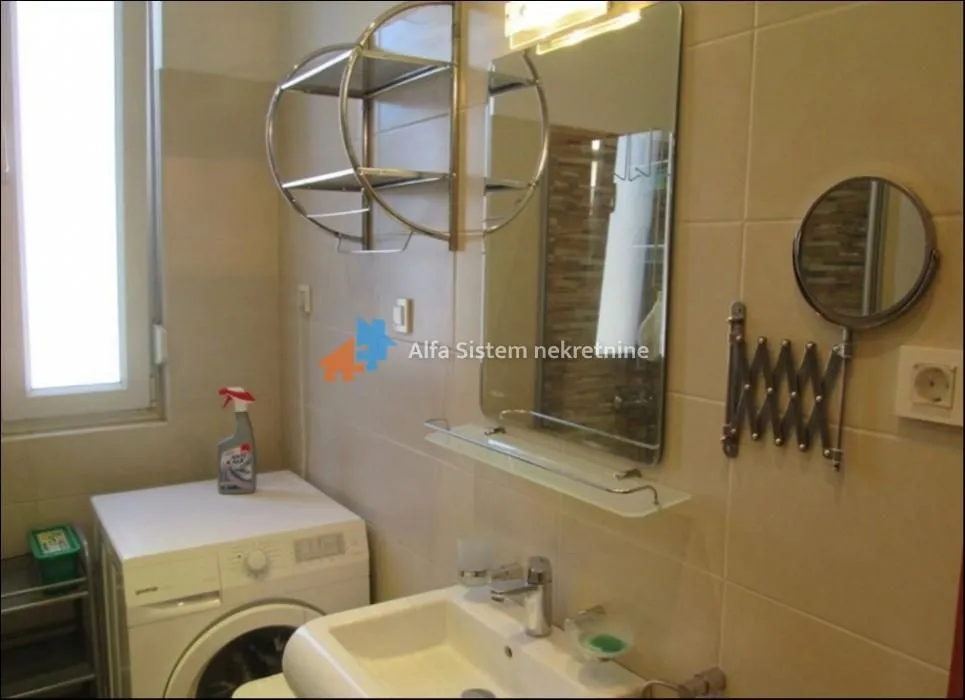 Izdavanje, dvosoban stan, 85m², Vračar Centar, Vračar Sve Podlokacije