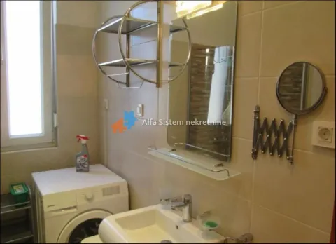 Izdavanje, dvosoban stan, 85m², Vračar Centar, Vračar Sve Podlokacije - image 14