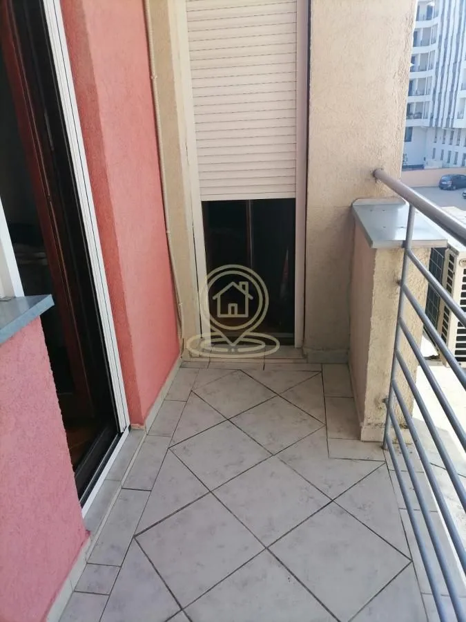 Prodaja, trosoban stan, 71m², Salajka, Novi Sad Sve Podlokacije