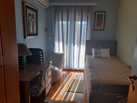 Rent, two bedroom apartment, 80m², City Kvart, Podgorica - image 1