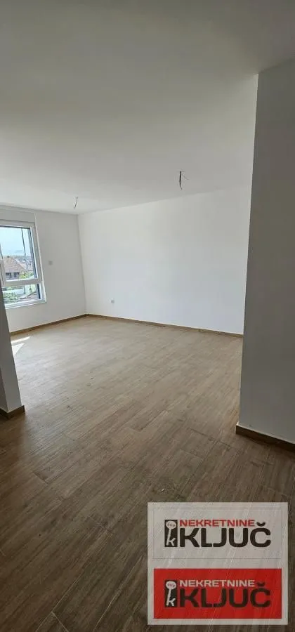 Prodaja, četvorosoban stan, 80m², Telep, Novi Sad Sve Podlokacije